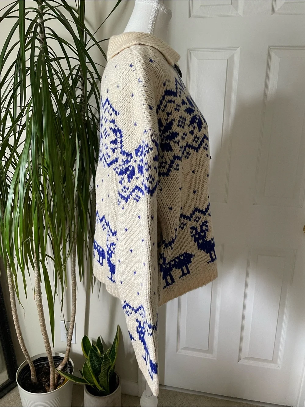 Bailey Rose Women's Fair Isle Reindeer Toggle Knit Collared Cardigan Small NWT - Picture 8 of 16